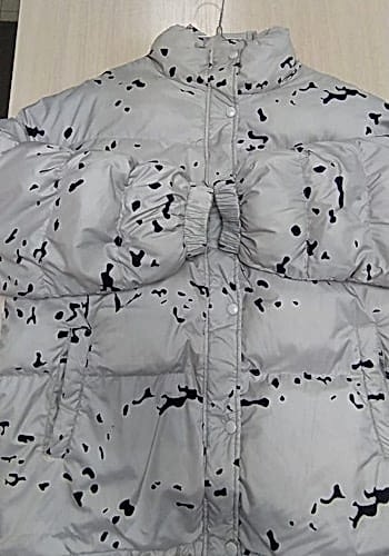 Серая куртка после